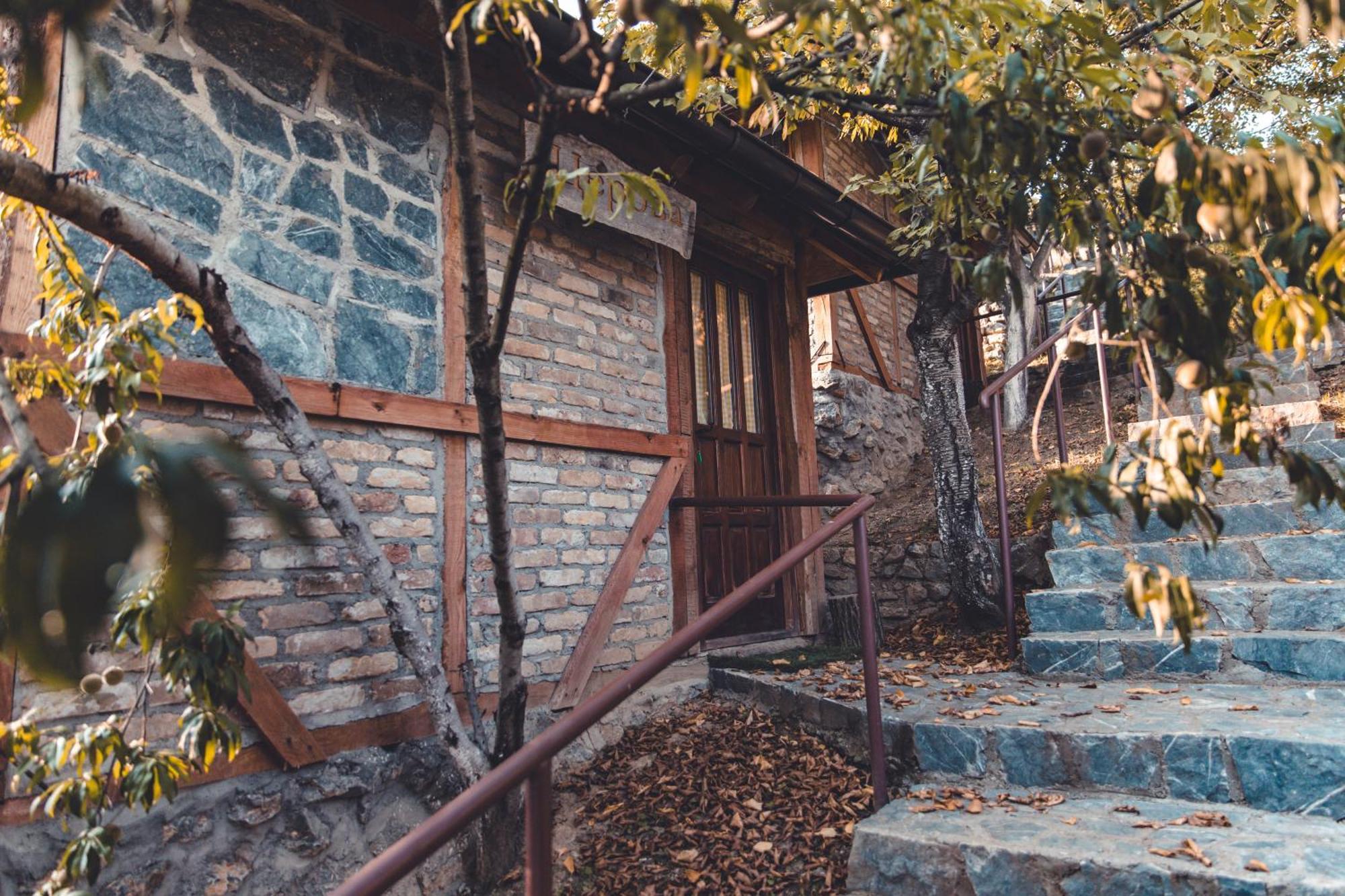 Konak Dobri Potok Krupanj المظهر الخارجي الصورة